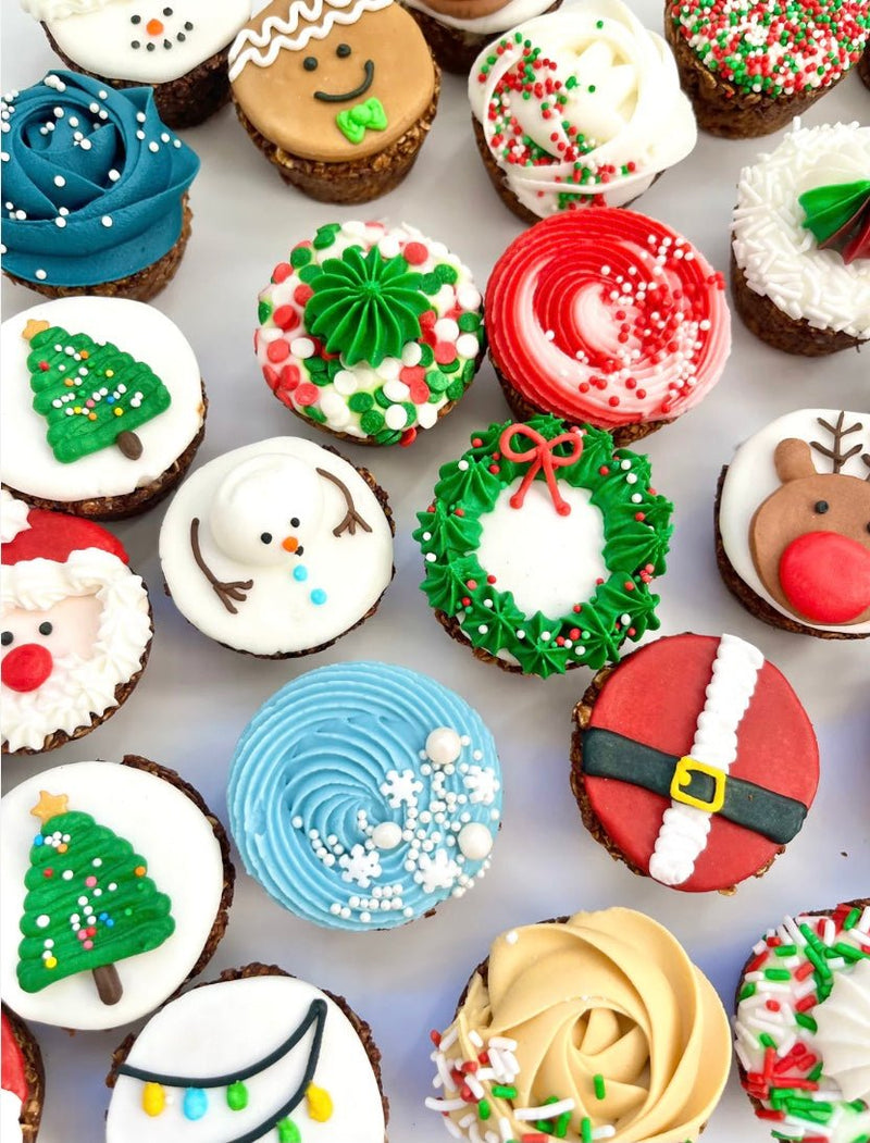 Boo Moo Christmas Pack of 8 Cookies - Rider's Tack.Apparel.Supply